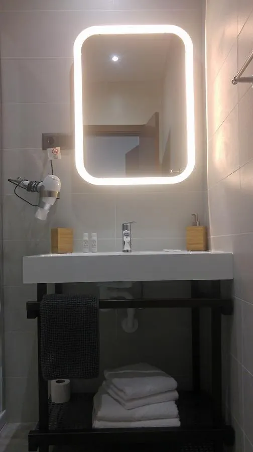 The Lights City Rooms Malaga Hotel