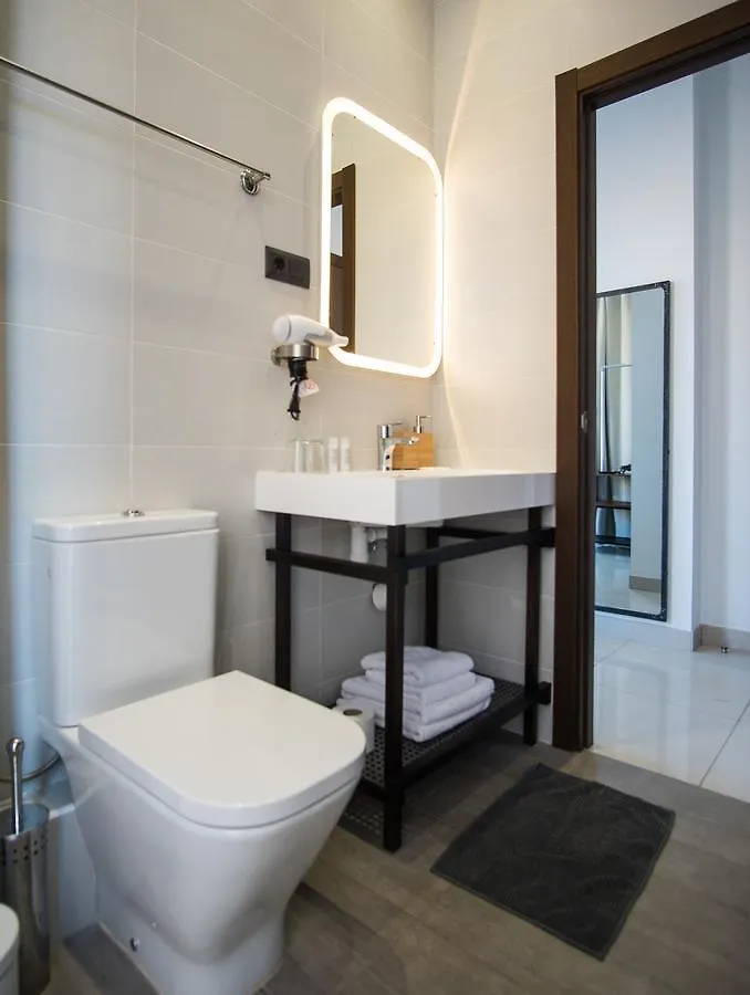 Hotel The Lights City Rooms Malaga